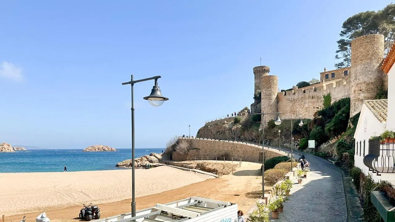 Lets Holidays Apartment Can Telm Тосса-де-Мар